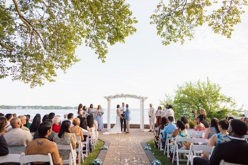 mobile - carousel-hero-element image-0